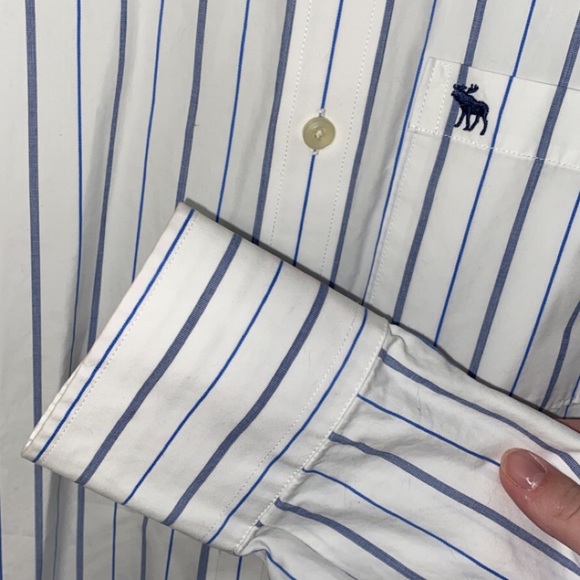 Super Nice Abercrombie Button Up - Picture 5 of 6